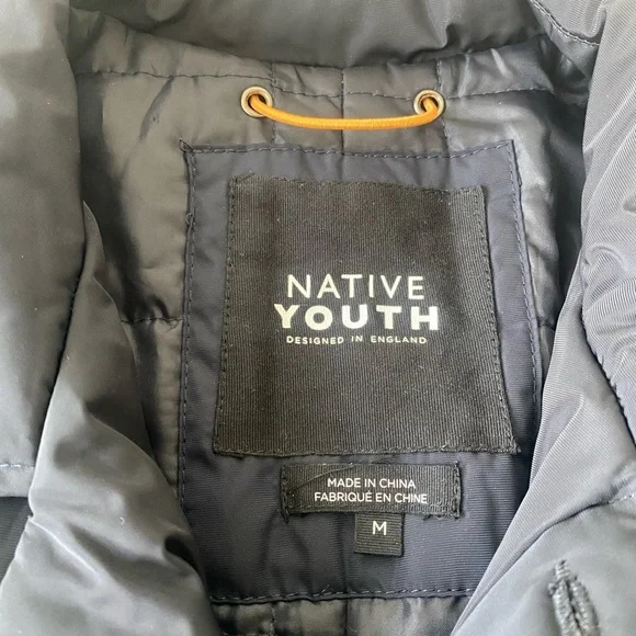 NATIVE YOUTH Black Puffer Jacket Weather-Resistant winter outerwear M